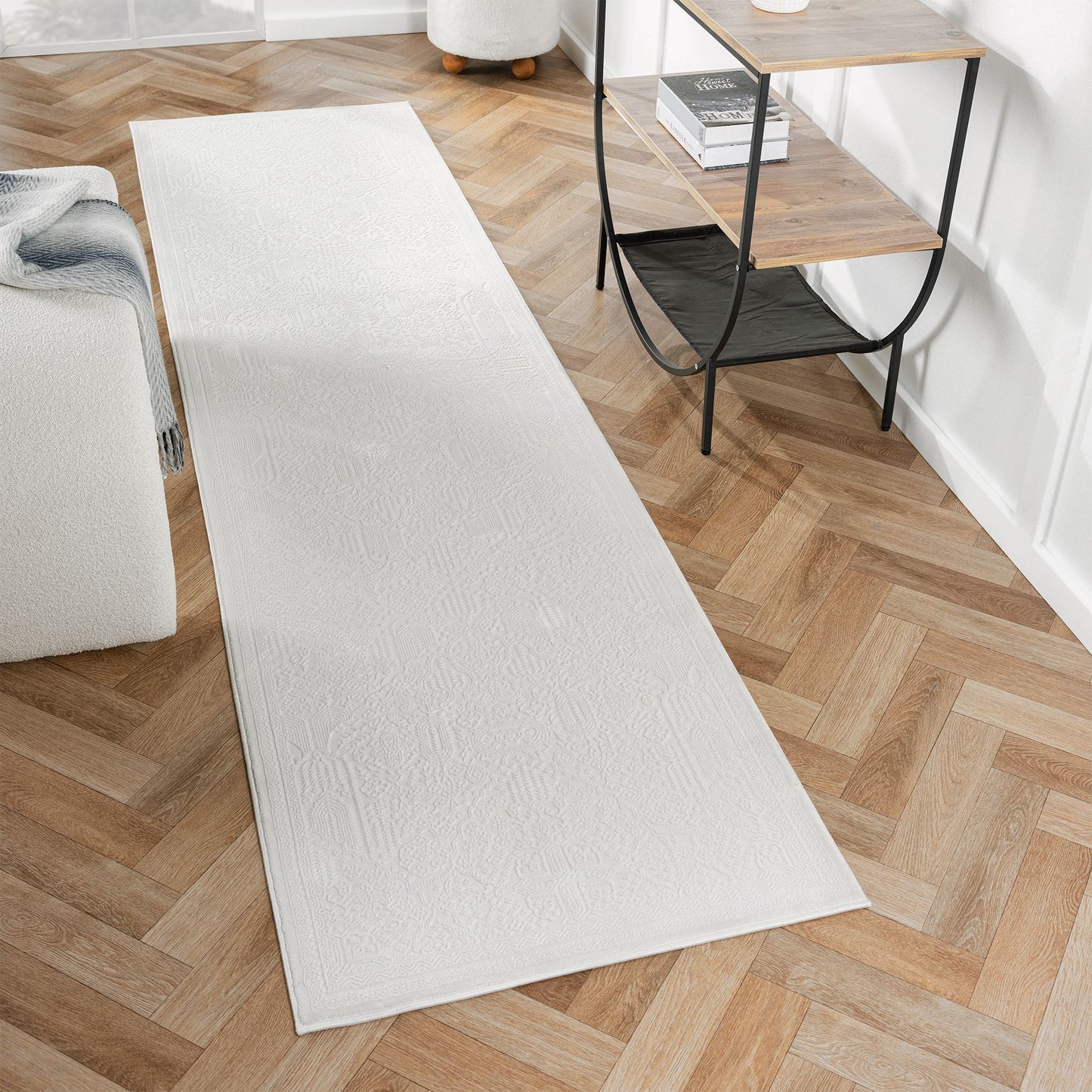 Fable 471 Runner Ivory