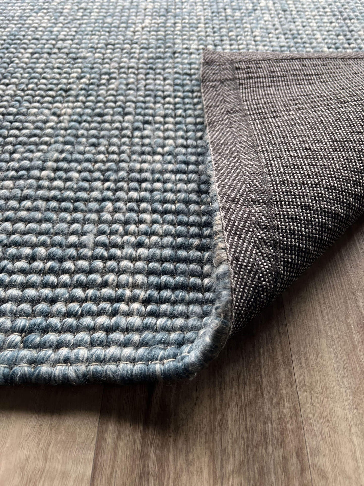 Handwoven Loop Anthra Grey
