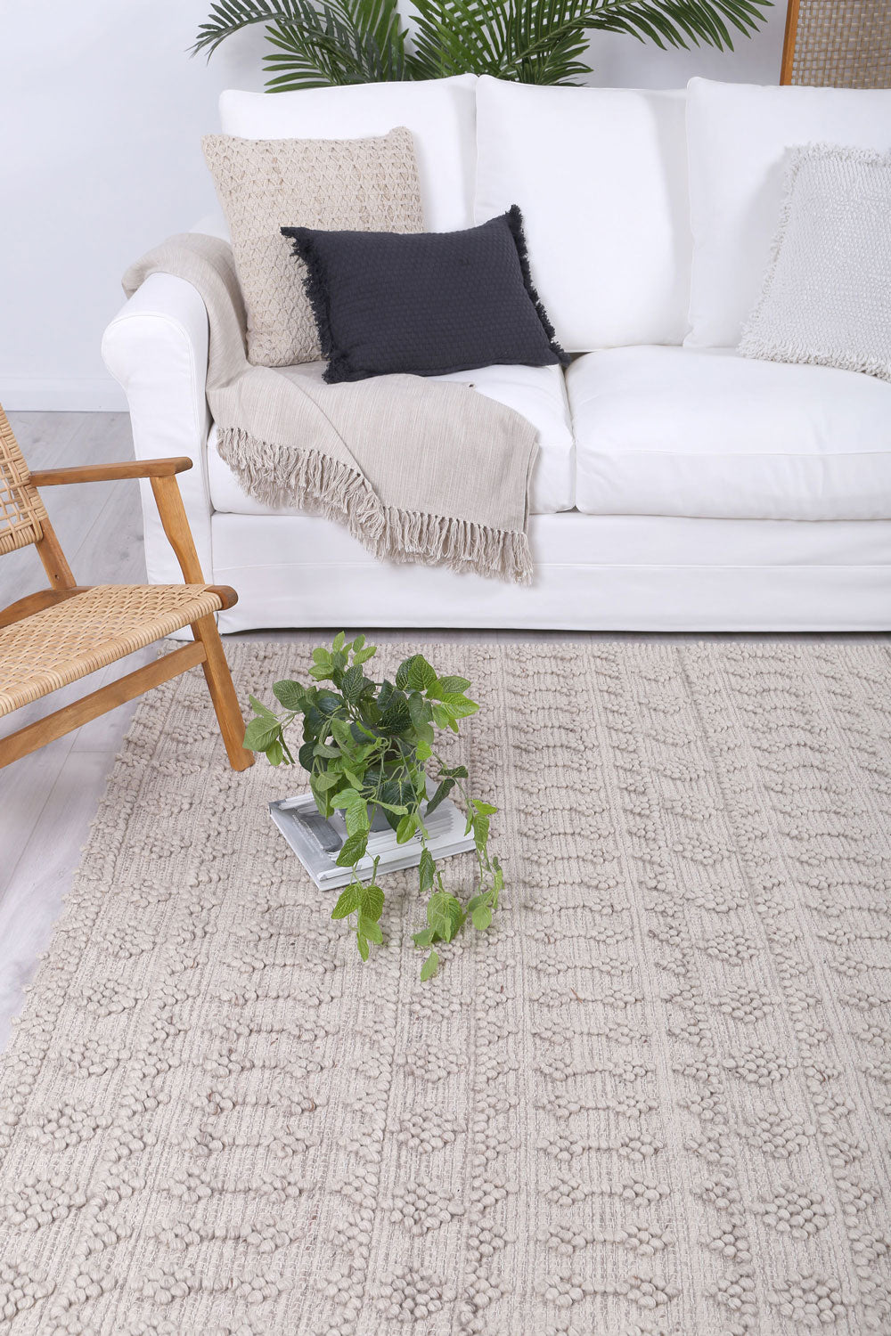 Himalaya Rugs Himalaya Fine Tribal Natural Wool Rug – Lifestyle Rugs