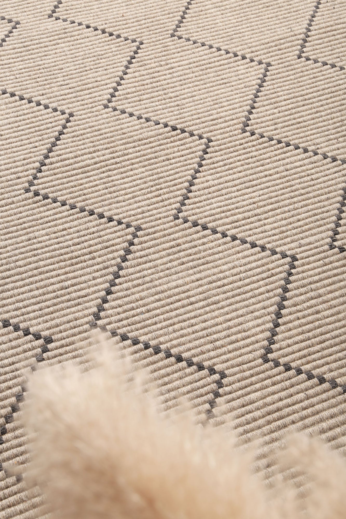 Goa Wool Blend Ash Rug