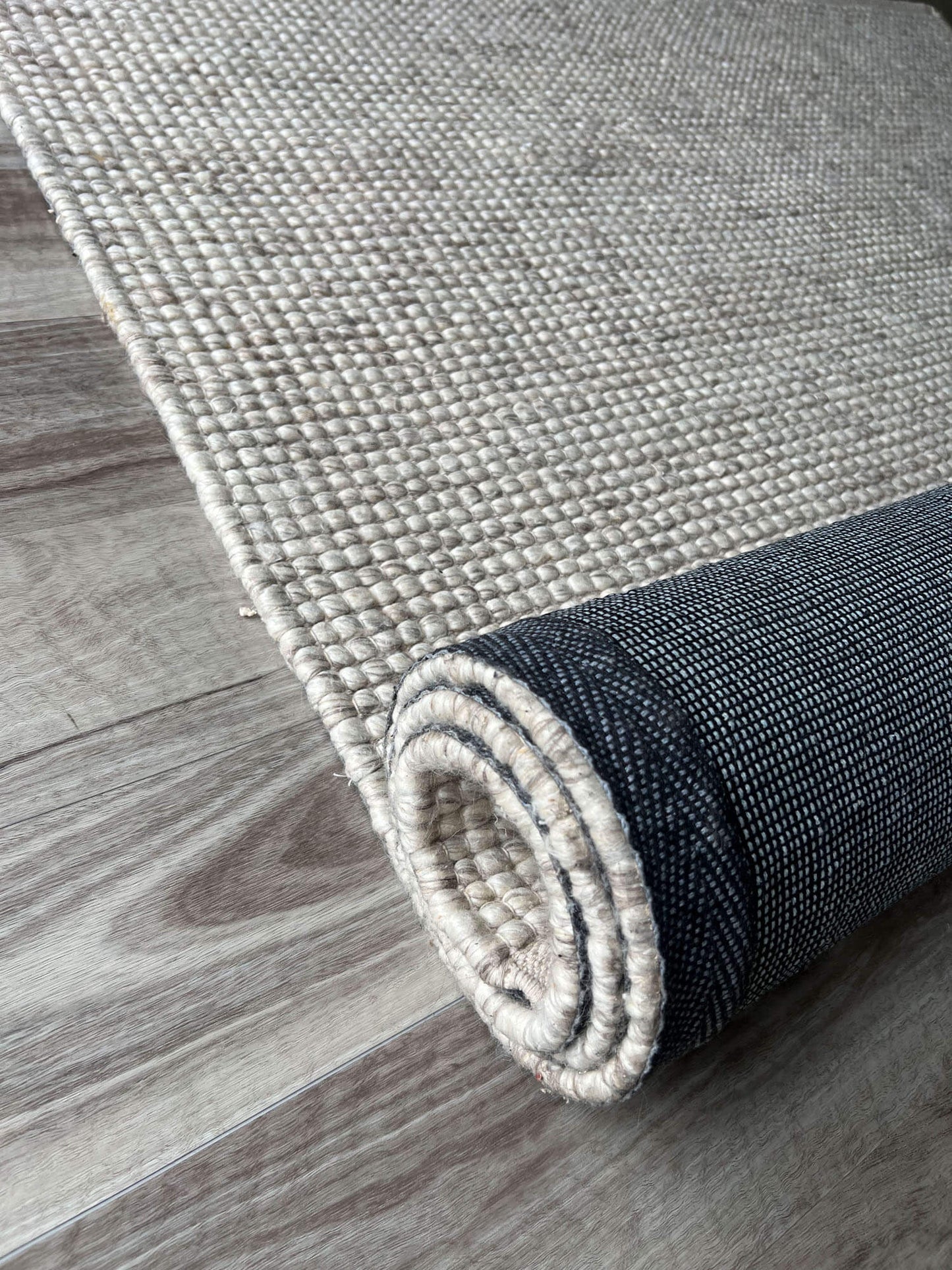 Handwoven Loop Light Grey