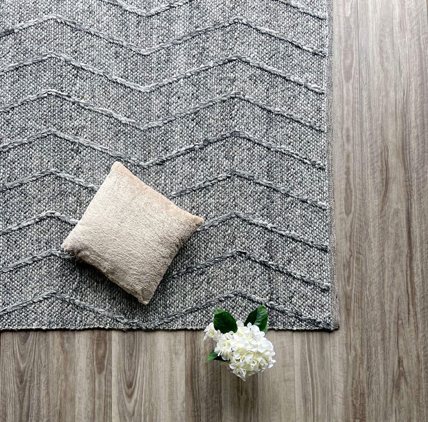 Pure Wool Ava Collection Dk Grey